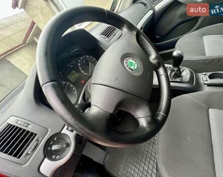 Красный Шкода Октавия, объемом двигателя 1.6 л и пробегом 215 тыс. км за 6890 $, фото 62 на Automoto.ua