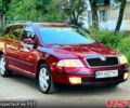 Красный Шкода Октавия, объемом двигателя 1.8 л и пробегом 173 тыс. км за 5750 $, фото 1 на Automoto.ua