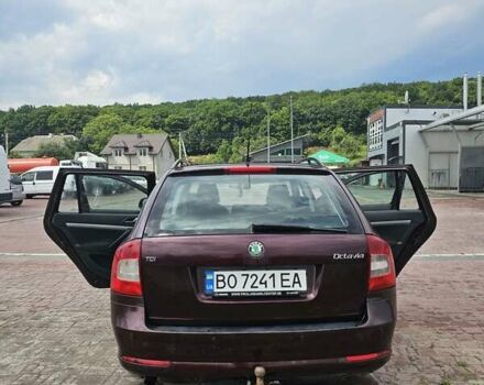 Червоний Шкода Октавія, об'ємом двигуна 1.6 л та пробігом 238 тис. км за 7600 $, фото 7 на Automoto.ua