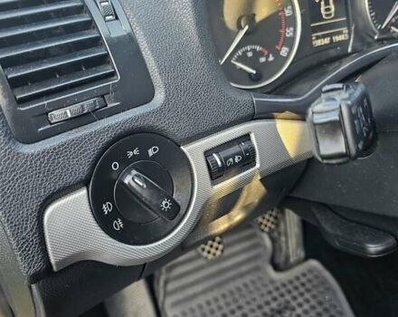 Червоний Шкода Октавія, об'ємом двигуна 1.6 л та пробігом 238 тис. км за 7600 $, фото 25 на Automoto.ua