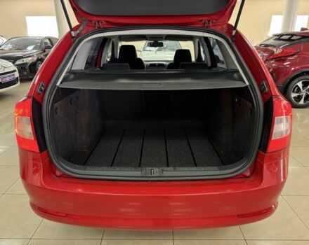 Красный Шкода Октавия, объемом двигателя 1.4 л и пробегом 230 тыс. км за 7900 $, фото 5 на Automoto.ua