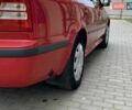 Красный Шкода Октавия, объемом двигателя 1.6 л и пробегом 227 тыс. км за 4999 $, фото 3 на Automoto.ua