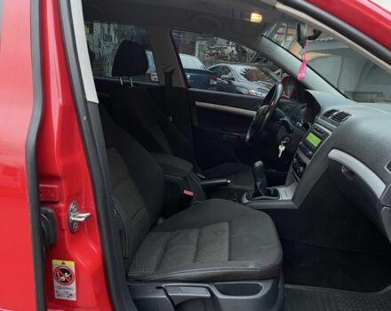 Красный Шкода Октавия, объемом двигателя 1.6 л и пробегом 363 тыс. км за 6300 $, фото 16 на Automoto.ua