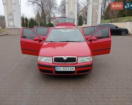 Красный Шкода Октавия, объемом двигателя 1.9 л и пробегом 390 тыс. км за 4600 $, фото 4 на Automoto.ua