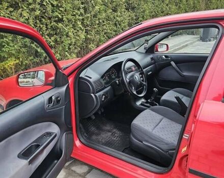 Красный Шкода Октавия, объемом двигателя 1.6 л и пробегом 227 тыс. км за 4999 $, фото 6 на Automoto.ua