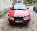 Красный Шкода Октавия, объемом двигателя 1.6 л и пробегом 320 тыс. км за 5000 $, фото 1 на Automoto.ua