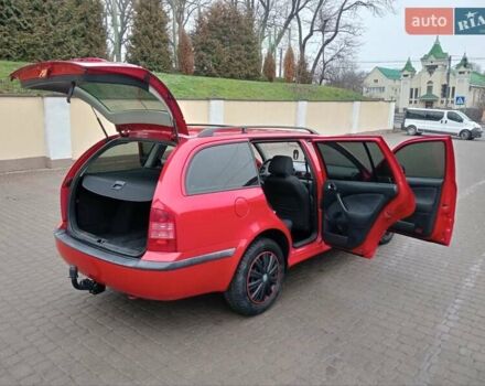 Красный Шкода Октавия, объемом двигателя 1.9 л и пробегом 390 тыс. км за 4600 $, фото 1 на Automoto.ua