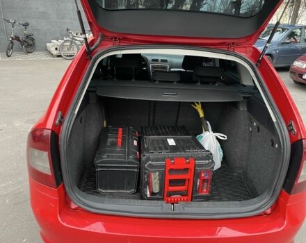 Красный Шкода Октавия, объемом двигателя 1.6 л и пробегом 363 тыс. км за 6300 $, фото 21 на Automoto.ua