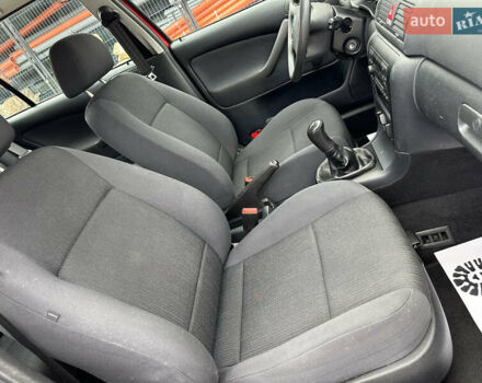 Шкода Октавия 2009 в Рожнятове на Automoto.ua Красный Шкода Октавия, объемом двигателя 1.6 л и пробегом 216 тыс. км за 5299 $, фото 16 на Automoto.ua