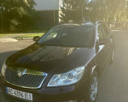 Красный Шкода Октавия, объемом двигателя 1.39 л и пробегом 278 тыс. км за 6500 $, фото 2 на Automoto.ua