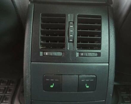 Красный Шкода Октавия, объемом двигателя 1.39 л и пробегом 279 тыс. км за 5390 $, фото 25 на Automoto.ua