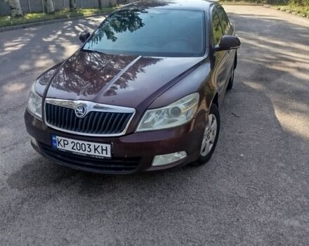 Красный Шкода Октавия, объемом двигателя 1.8 л и пробегом 374 тыс. км за 6100 $, фото 1 на Automoto.ua