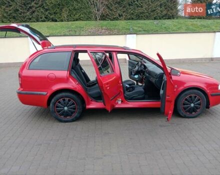 Красный Шкода Октавия, объемом двигателя 1.9 л и пробегом 390 тыс. км за 4600 $, фото 2 на Automoto.ua