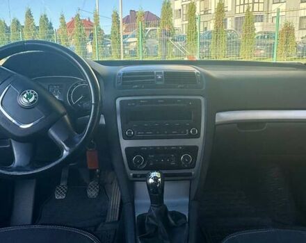 Красный Шкода Октавия, объемом двигателя 1.39 л и пробегом 278 тыс. км за 6500 $, фото 11 на Automoto.ua