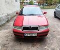 Червоний Шкода Октавія, об'ємом двигуна 1.6 л та пробігом 320 тис. км за 5000 $, фото 1 на Automoto.ua