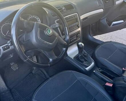 Красный Шкода Октавия, объемом двигателя 1.39 л и пробегом 278 тыс. км за 6500 $, фото 10 на Automoto.ua