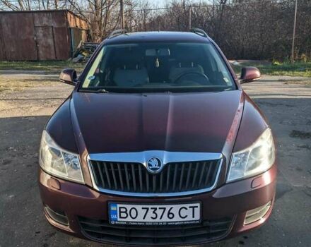 Красный Шкода Октавия, объемом двигателя 1.6 л и пробегом 280 тыс. км за 7600 $, фото 1 на Automoto.ua