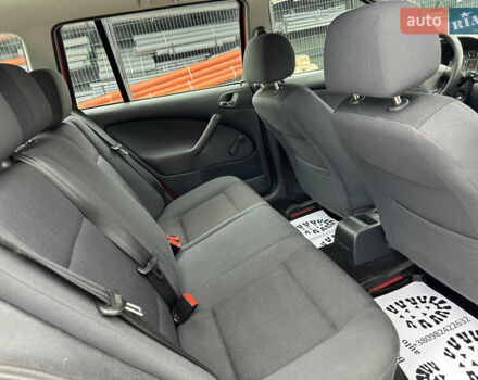 Шкода Октавия 2009 в Рожнятове на Automoto.ua Красный Шкода Октавия, объемом двигателя 1.6 л и пробегом 216 тыс. км за 5299 $, фото 12 на Automoto.ua