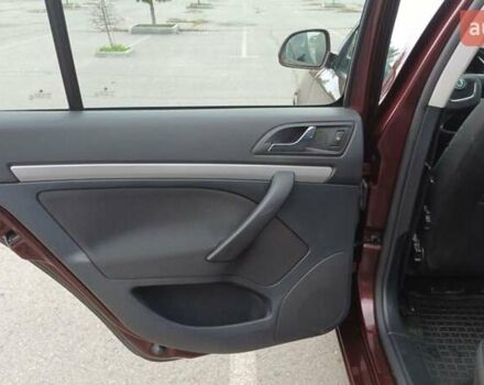 Червоний Шкода Октавія, об'ємом двигуна 1.6 л та пробігом 270 тис. км за 8000 $, фото 22 на Automoto.ua