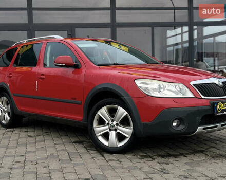 Червоний Шкода Октавія, об'ємом двигуна 1.8 л та пробігом 268 тис. км за 7800 $, фото 1 на Automoto.ua