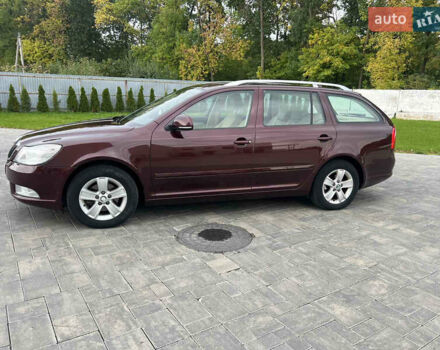 Червоний Шкода Октавія, об'ємом двигуна 1.2 л та пробігом 265 тис. км за 7900 $, фото 5 на Automoto.ua