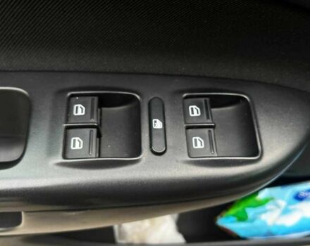 Красный Шкода Октавия, объемом двигателя 1.8 л и пробегом 268 тыс. км за 7800 $, фото 9 на Automoto.ua