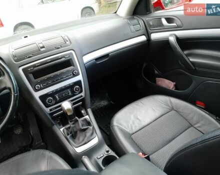 Червоний Шкода Октавія, об'ємом двигуна 1.6 л та пробігом 290 тис. км за 7000 $, фото 14 на Automoto.ua