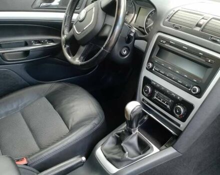 Червоний Шкода Октавія, об'ємом двигуна 1.6 л та пробігом 290 тис. км за 7000 $, фото 17 на Automoto.ua