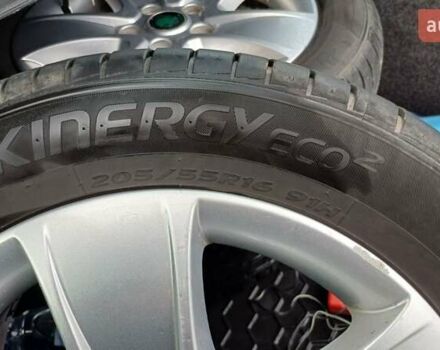 Червоний Шкода Октавія, об'ємом двигуна 1.6 л та пробігом 270 тис. км за 8000 $, фото 10 на Automoto.ua