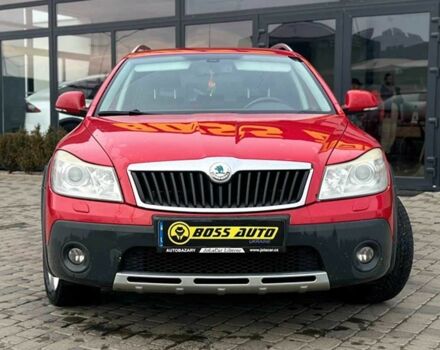 Красный Шкода Октавия, объемом двигателя 1.8 л и пробегом 268 тыс. км за 7800 $, фото 1 на Automoto.ua