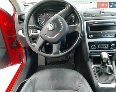 Червоний Шкода Октавія, об'ємом двигуна 1.6 л та пробігом 290 тис. км за 7000 $, фото 21 на Automoto.ua