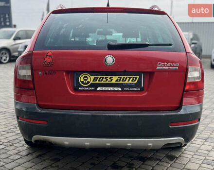 Червоний Шкода Октавія, об'ємом двигуна 1.8 л та пробігом 268 тис. км за 7800 $, фото 6 на Automoto.ua