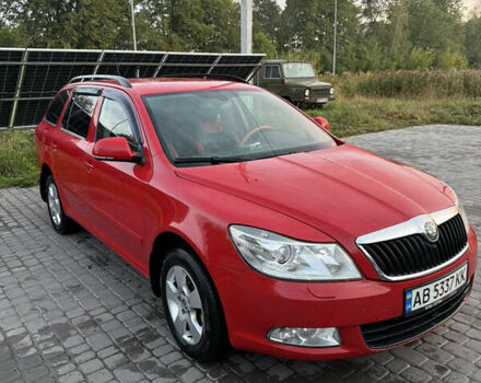 Красный Шкода Октавия, объемом двигателя 1.6 л и пробегом 357 тыс. км за 8500 $, фото 1 на Automoto.ua