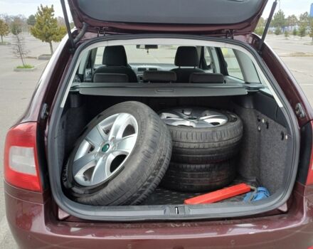 Червоний Шкода Октавія, об'ємом двигуна 1.6 л та пробігом 270 тис. км за 8000 $, фото 7 на Automoto.ua