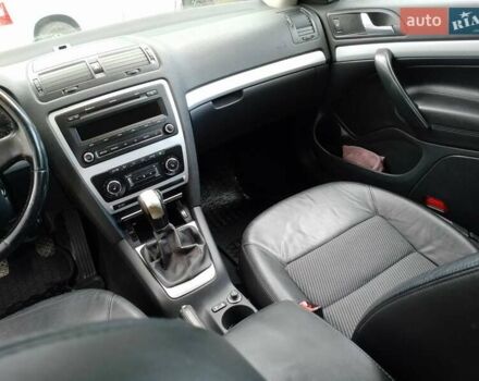 Червоний Шкода Октавія, об'ємом двигуна 1.6 л та пробігом 290 тис. км за 7000 $, фото 19 на Automoto.ua