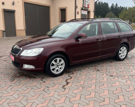 Красный Шкода Октавия, объемом двигателя 1.8 л и пробегом 181 тыс. км за 6150 $, фото 5 на Automoto.ua
