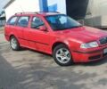 Красный Шкода Октавия, объемом двигателя 1.6 л и пробегом 208 тыс. км за 5600 $, фото 1 на Automoto.ua