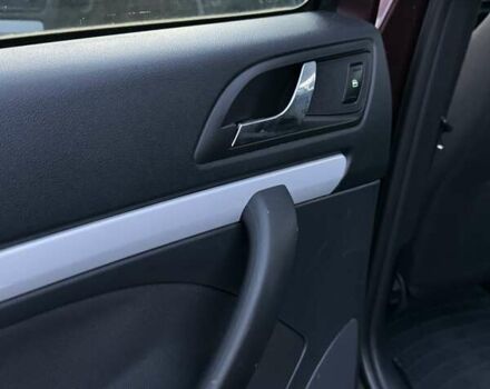 Красный Шкода Октавия, объемом двигателя 1.8 л и пробегом 219 тыс. км за 6500 $, фото 23 на Automoto.ua