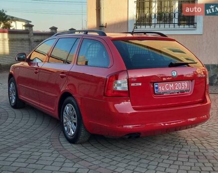 Красный Шкода Октавия, объемом двигателя 1.4 л и пробегом 264 тыс. км за 6999 $, фото 4 на Automoto.ua