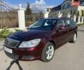 Красный Шкода Октавия, объемом двигателя 1.8 л и пробегом 220 тыс. км за 7999 $, фото 1 на Automoto.ua