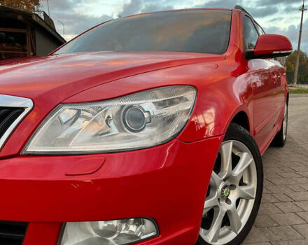 Красный Шкода Октавия, объемом двигателя 1.97 л и пробегом 290 тыс. км за 8900 $, фото 3 на Automoto.ua