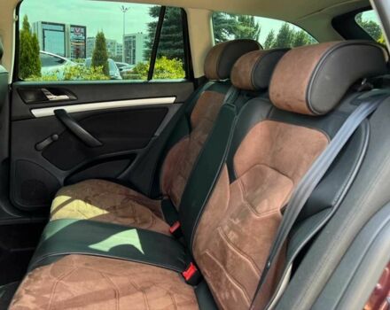 Шкода Октавія 2011 у Львові на Automoto.ua Червоний Шкода Октавія, об'ємом двигуна 1.6 л та пробігом 249 тис. км за 6999 $, фото 8 на Automoto.ua