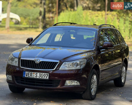 Червоний Шкода Октавія, об'ємом двигуна 1.6 л та пробігом 231 тис. км за 8750 $, фото 3 на Automoto.ua