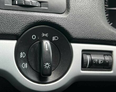 Шкода Октавія 2011 у Львові на Automoto.ua Червоний Шкода Октавія, об'ємом двигуна 1.6 л та пробігом 249 тис. км за 6999 $, фото 15 на Automoto.ua