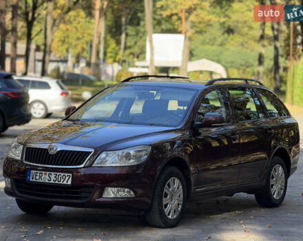 Червоний Шкода Октавія, об'ємом двигуна 1.6 л та пробігом 231 тис. км за 8750 $, фото 6 на Automoto.ua
