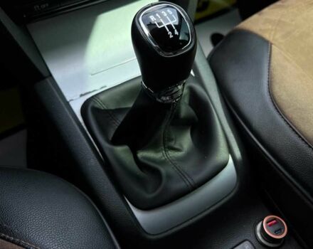 Шкода Октавія 2011 у Львові на Automoto.ua Червоний Шкода Октавія, об'ємом двигуна 1.6 л та пробігом 249 тис. км за 6999 $, фото 12 на Automoto.ua