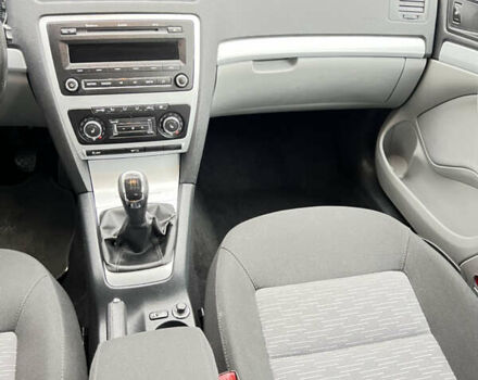 Червоний Шкода Октавія, об'ємом двигуна 1.4 л та пробігом 220 тис. км за 6870 $, фото 35 на Automoto.ua