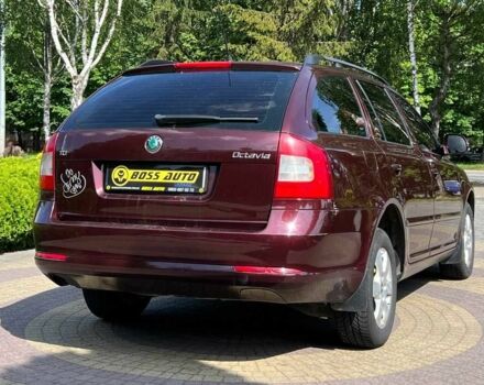 Шкода Октавія 2011 у Львові на Automoto.ua Червоний Шкода Октавія, об'ємом двигуна 1.6 л та пробігом 249 тис. км за 6999 $, фото 6 на Automoto.ua