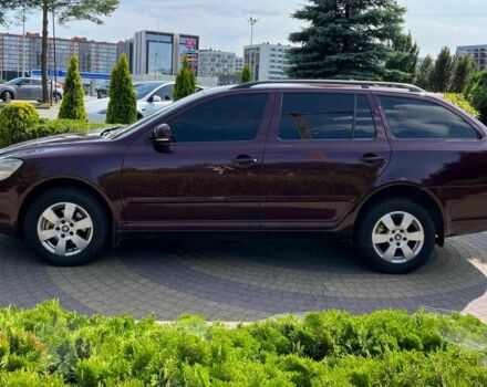 Шкода Октавія 2011 у Львові на Automoto.ua Червоний Шкода Октавія, об'ємом двигуна 1.6 л та пробігом 249 тис. км за 6999 $, фото 3 на Automoto.ua