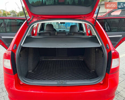 Красный Шкода Октавия, объемом двигателя 1.97 л и пробегом 290 тыс. км за 8900 $, фото 22 на Automoto.ua